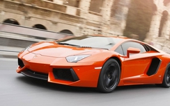 Siêu xe Lamborghini Aventador bị triệu hồi do nguy cơ gây cháy
